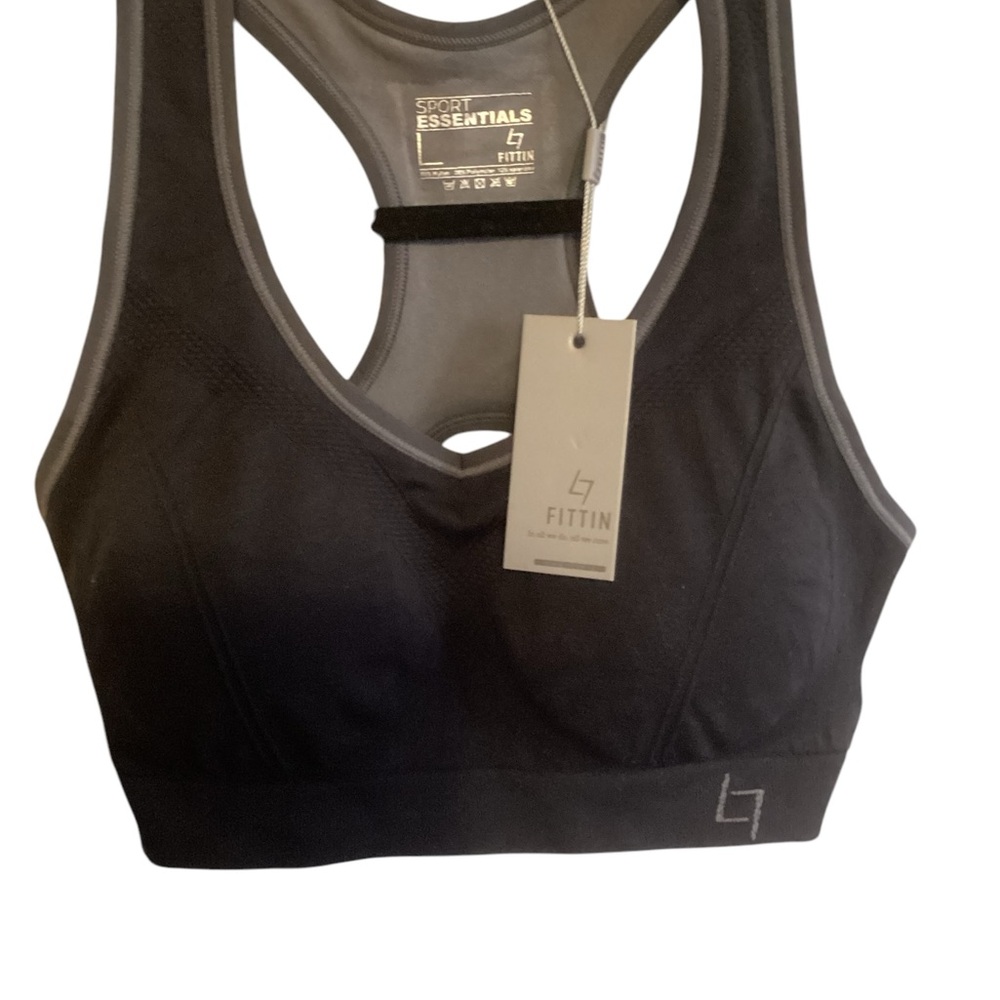 Fittin Racerback Sports Bra in Black size large NWT